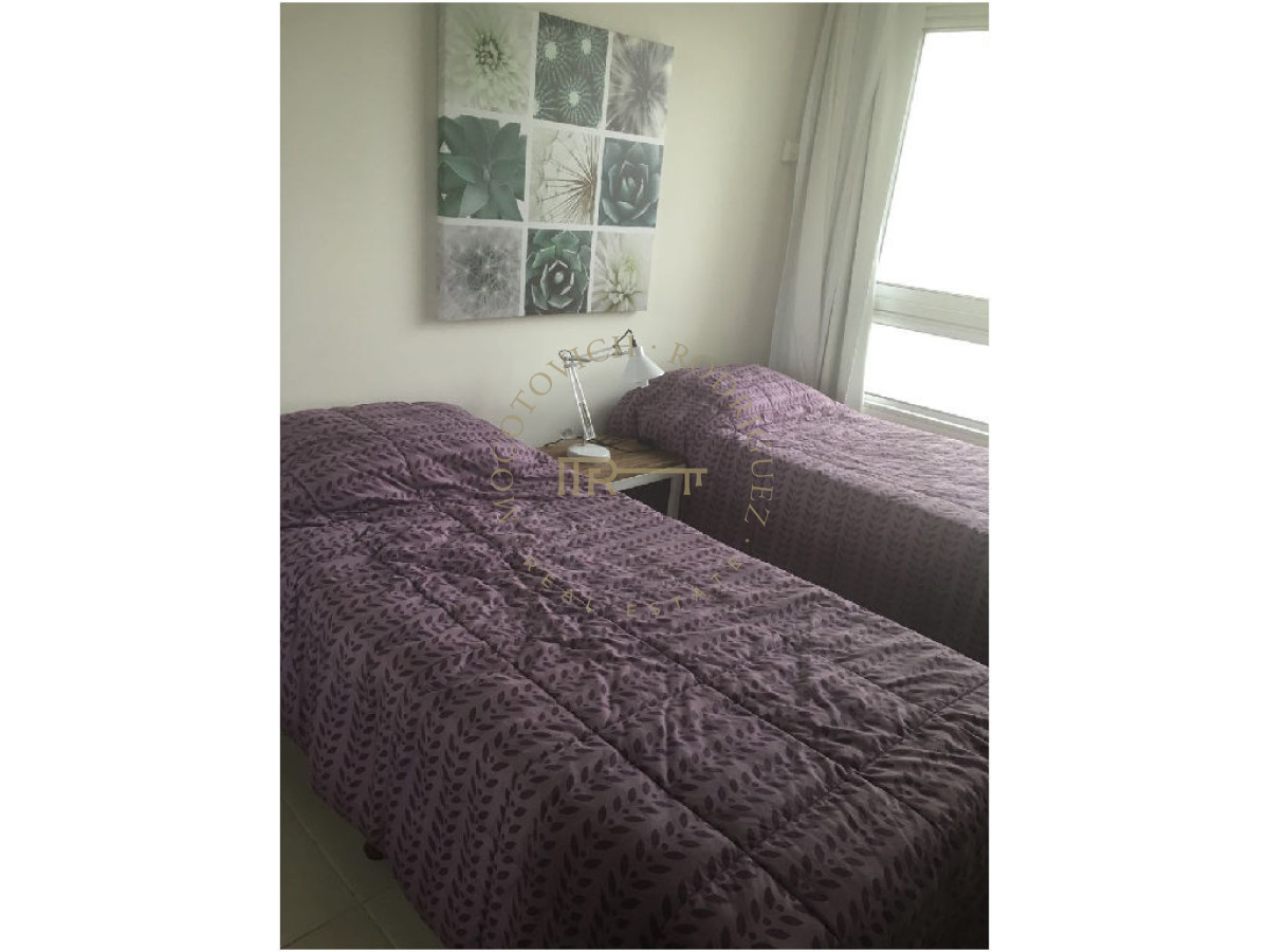 Apartamento ID.2661 - APARTAMENTO EN TORRE CON TODOS LOS SERVICIOS. A METROS DE PLAYA BRAVA.