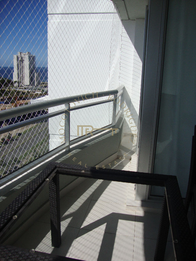 Apartamento ID.2661 - APARTAMENTO EN TORRE CON TODOS LOS SERVICIOS. A METROS DE PLAYA BRAVA.