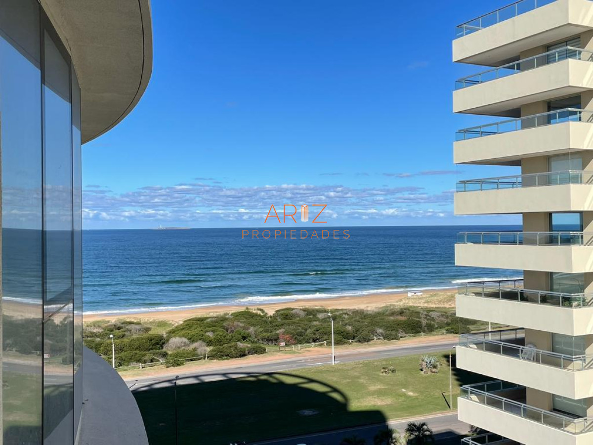 Apartamento ID.1379 - ALQUILO ANUAL APARTAMENTO 2 DORMITORIOS 3 BAÑOS TRUMP TOWER BRAVA PUNTA DEL ESTE