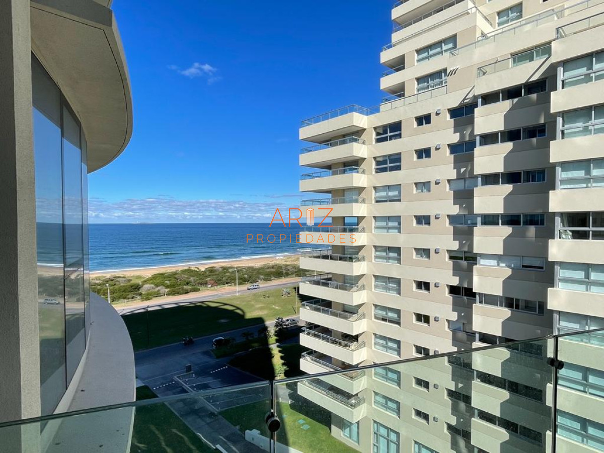 Apartamento ID.1379 - ALQUILO ANUAL APARTAMENTO 2 DORMITORIOS 3 BAÑOS TRUMP TOWER BRAVA PUNTA DEL ESTE