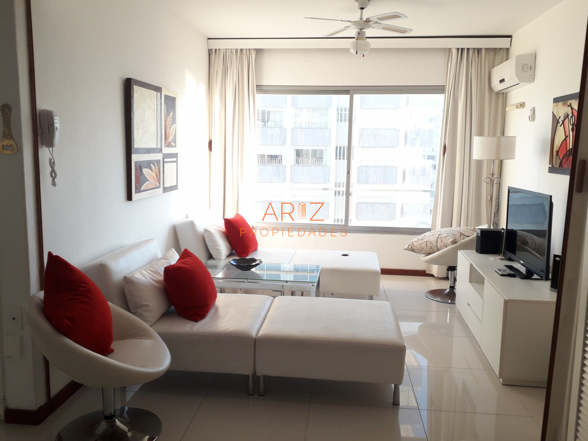 Apartamento ID.476 - VENDO APARTAMENTO 1 DORMITORIO PENINSULA PUNTA DEL ESTE VISTA AL MAR