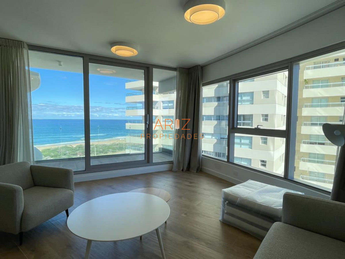 Apartamento ID.1379 - ALQUILO ANUAL APARTAMENTO 2 DORMITORIOS 3 BAÑOS TRUMP TOWER BRAVA PUNTA DEL ESTE