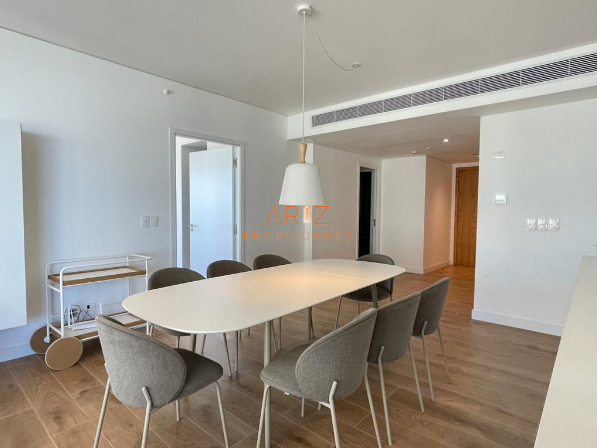 Apartamento ID.1379 - ALQUILO ANUAL APARTAMENTO 2 DORMITORIOS 3 BAÑOS TRUMP TOWER BRAVA PUNTA DEL ESTE