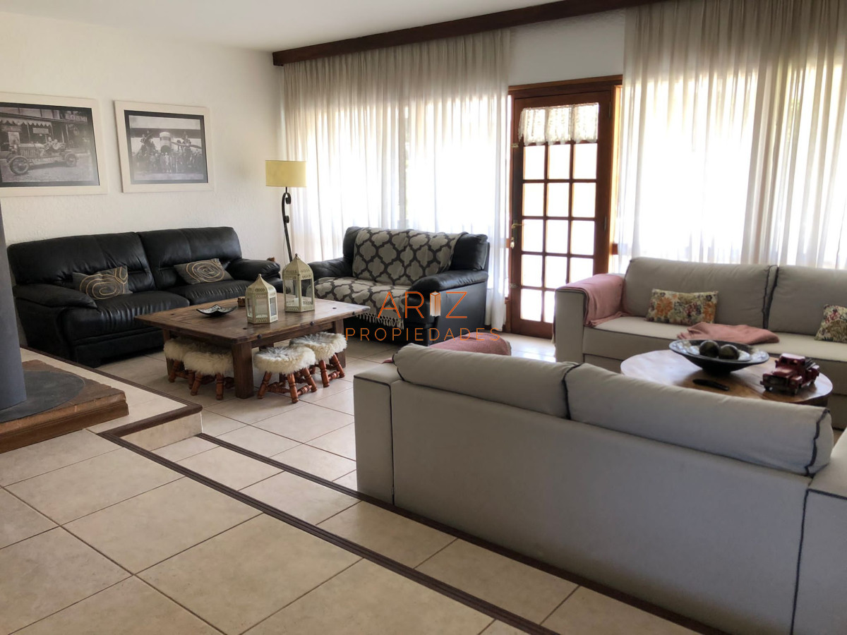 Casa ID.1636 - ALQUILER TEMPORADA LINDA CASA 4 DORMITORIOS PUNTA DEL ESTE MANSA