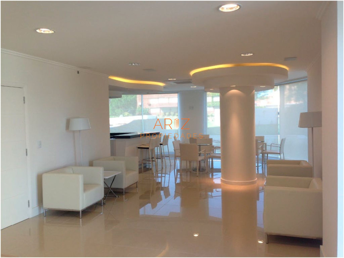 Apartamento ID.1377 - VENDO APARTAMENTO VISTA AL MAR 3 DORMITORIOS Y DEPENDENCIA 3 BAÑOS PUNTA DEL ESTE MANSA