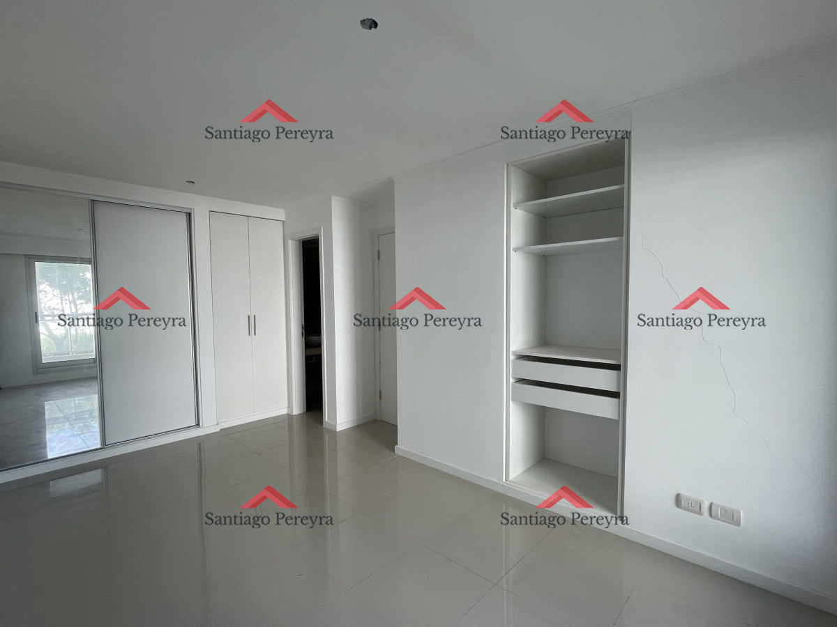 Apartamento ID.14700 - Amplio apartemento en venta, 2 dormitorios 2 baños parrillero propio y amplio balcon edificio moderno con amenities