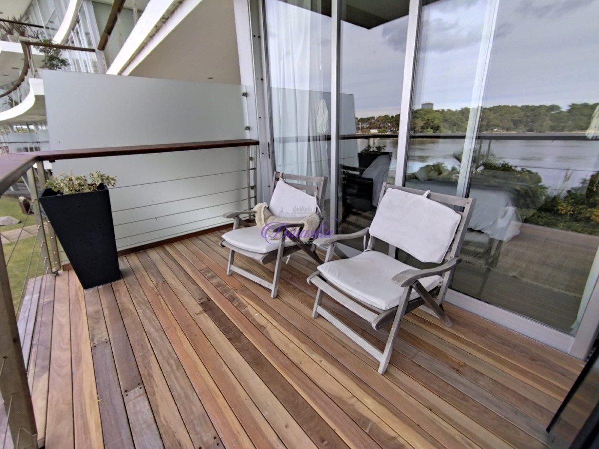 Apartamento ID.234 - Venta Apartamento de 3 dormitorios y dependencia en La Barra, Maldonado.
