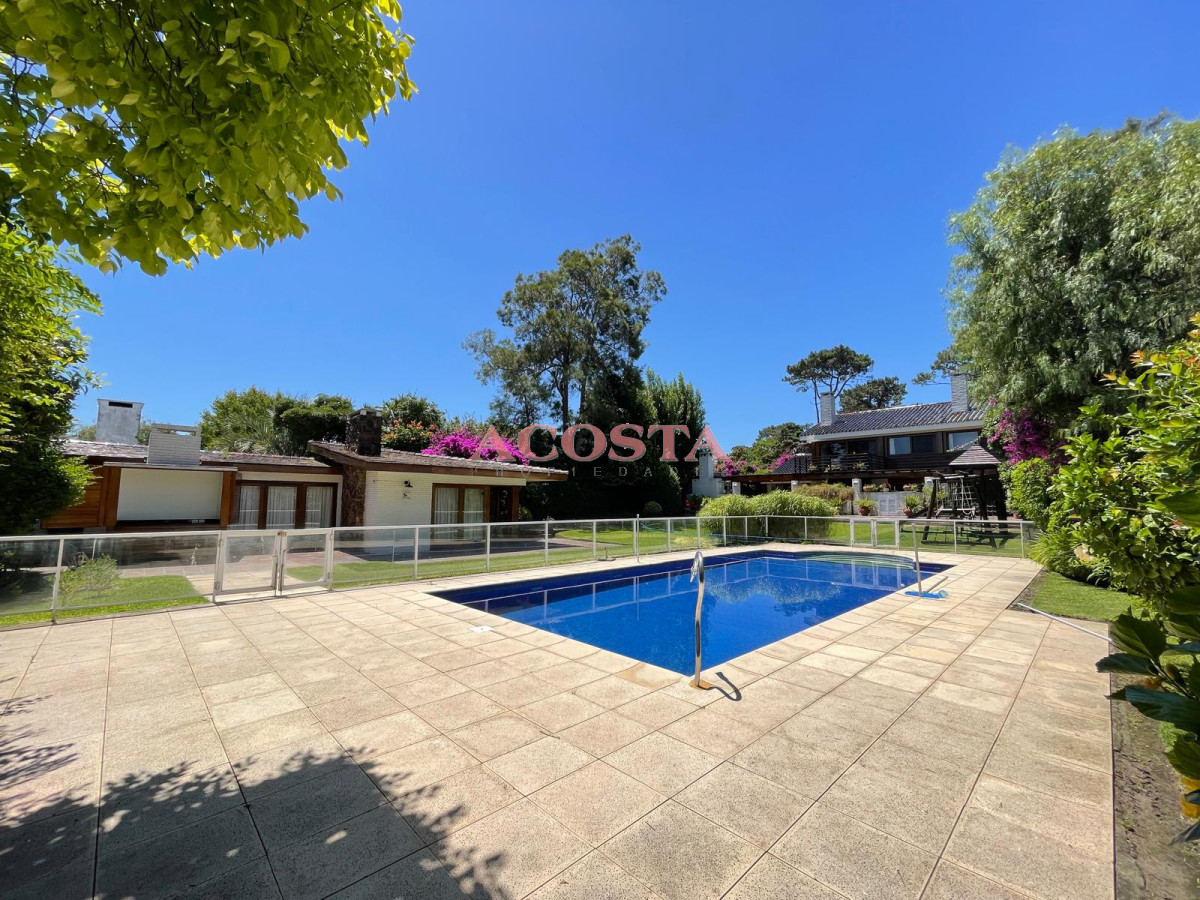 Casa ID.261 - Magnifica casa en Punta del Este 