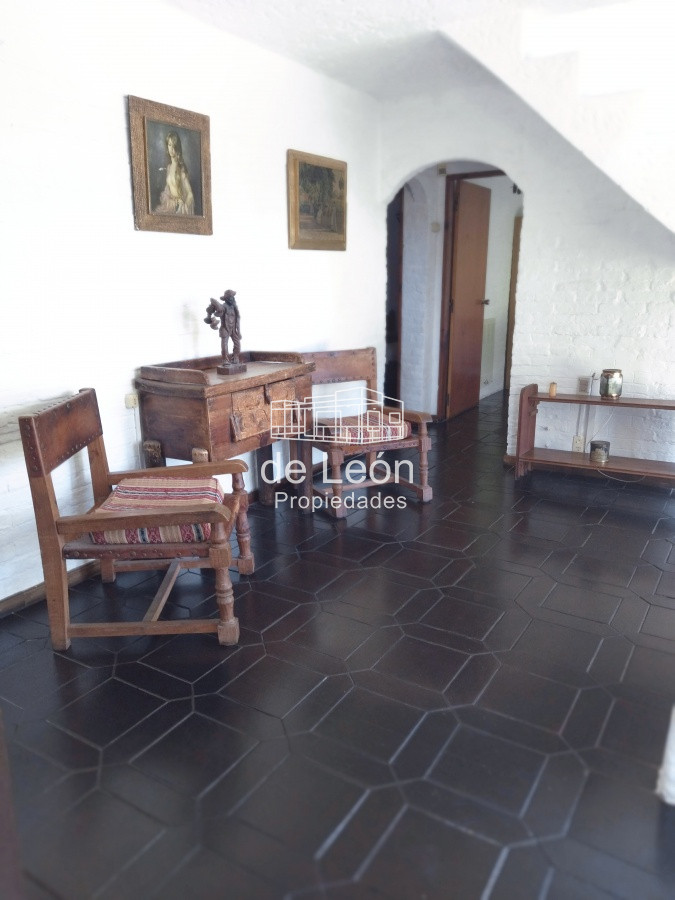 Casa ID.15073 - Casa de 3 dormitorios en venta en pinares, Punta del Este 