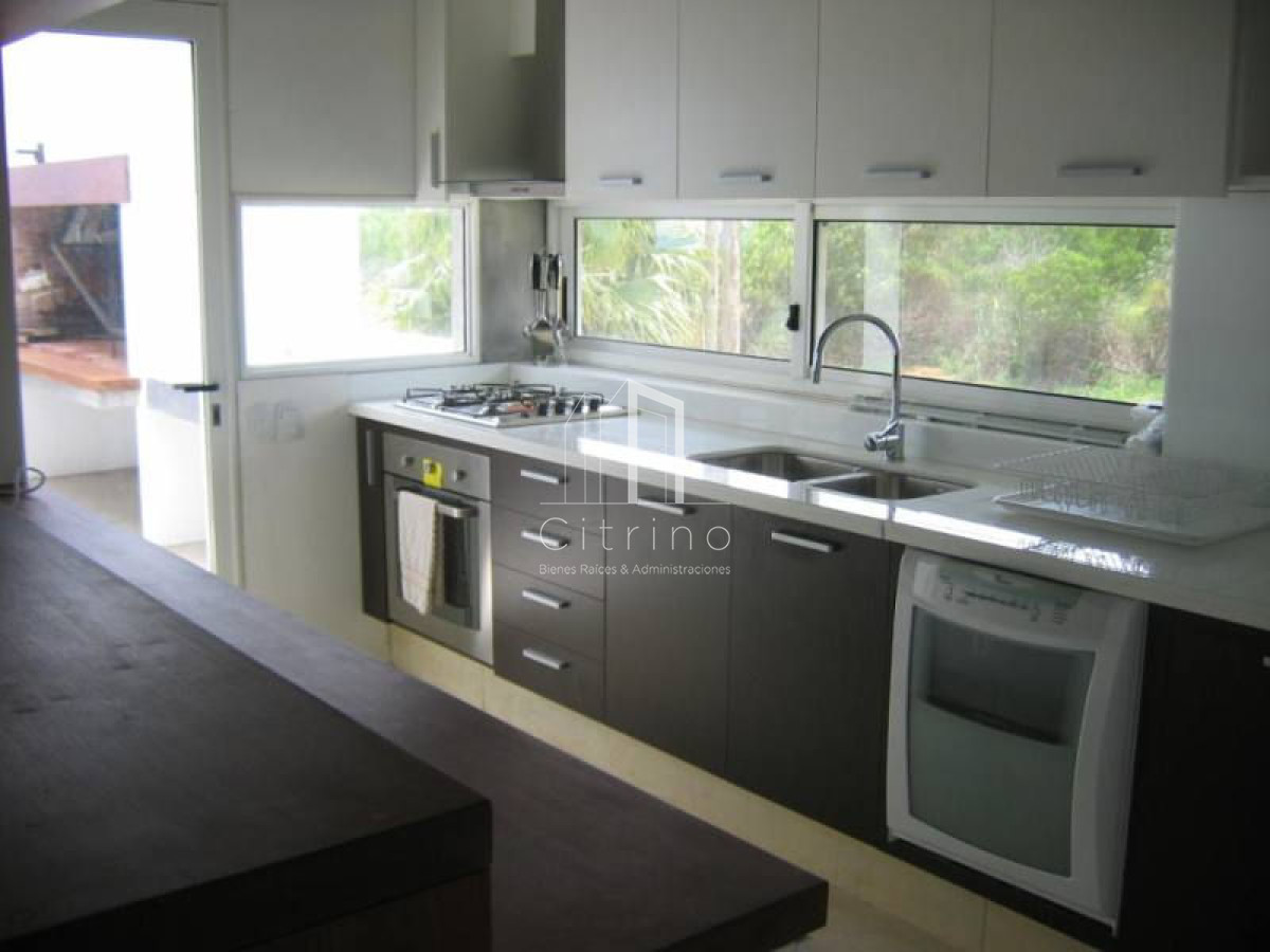 Casa ID.447 - casa en venta y alquiler zona de manantiales 