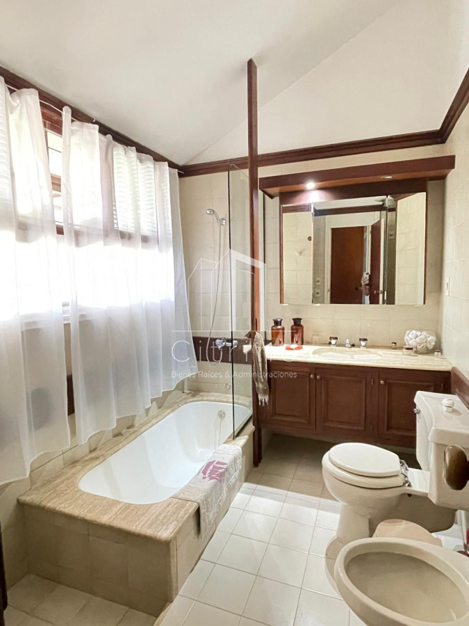 Casa ID.2120 - Casa en Punta del Este 