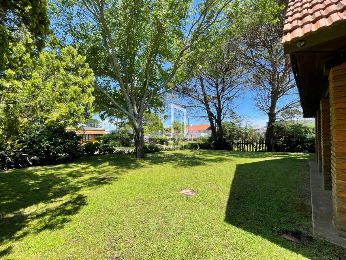 Casa ID.2120 - Casa en Punta del Este 