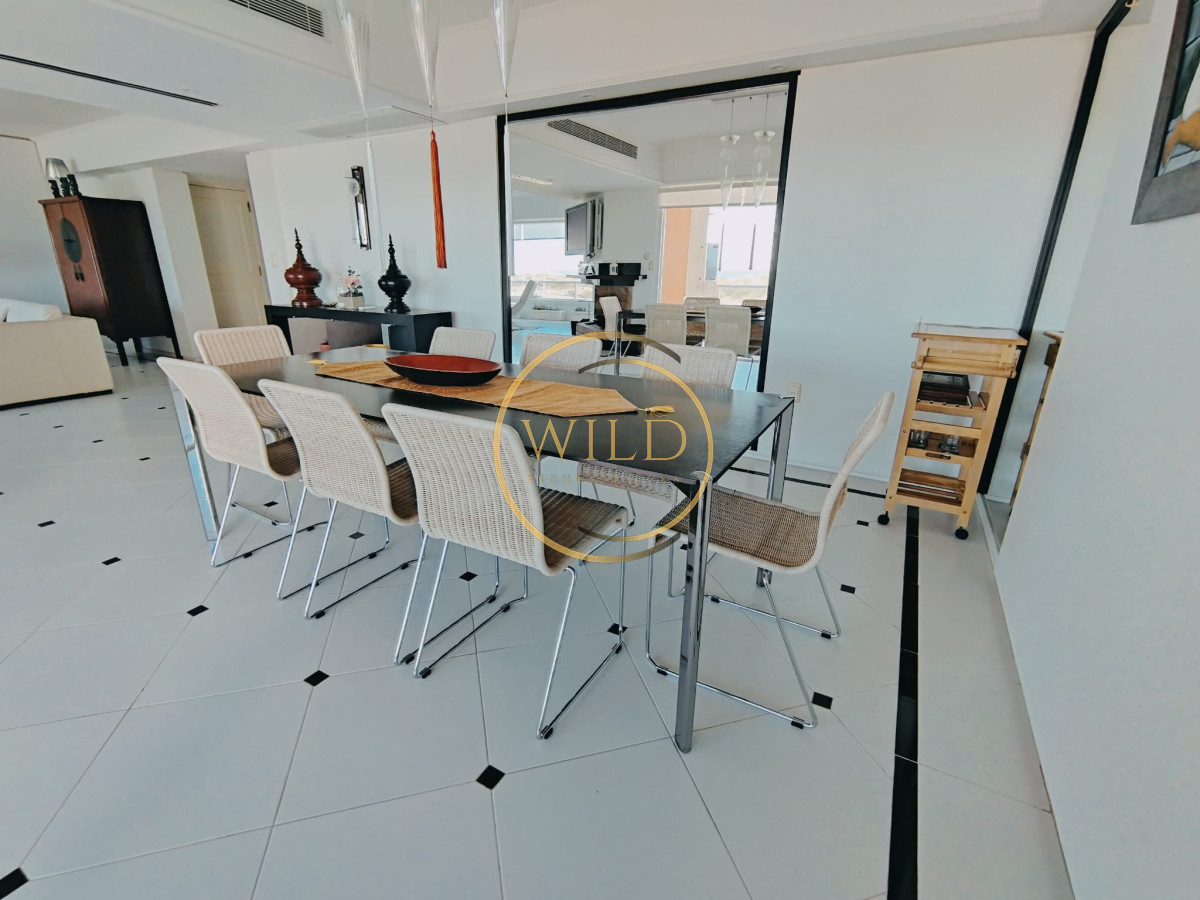 Apartamento ID.2293 - ALQUILER DE TEMPORADA DE HERMOSO APARTAMENTO 4 DORMITORIOS PRIMERA LINEA BRAVA