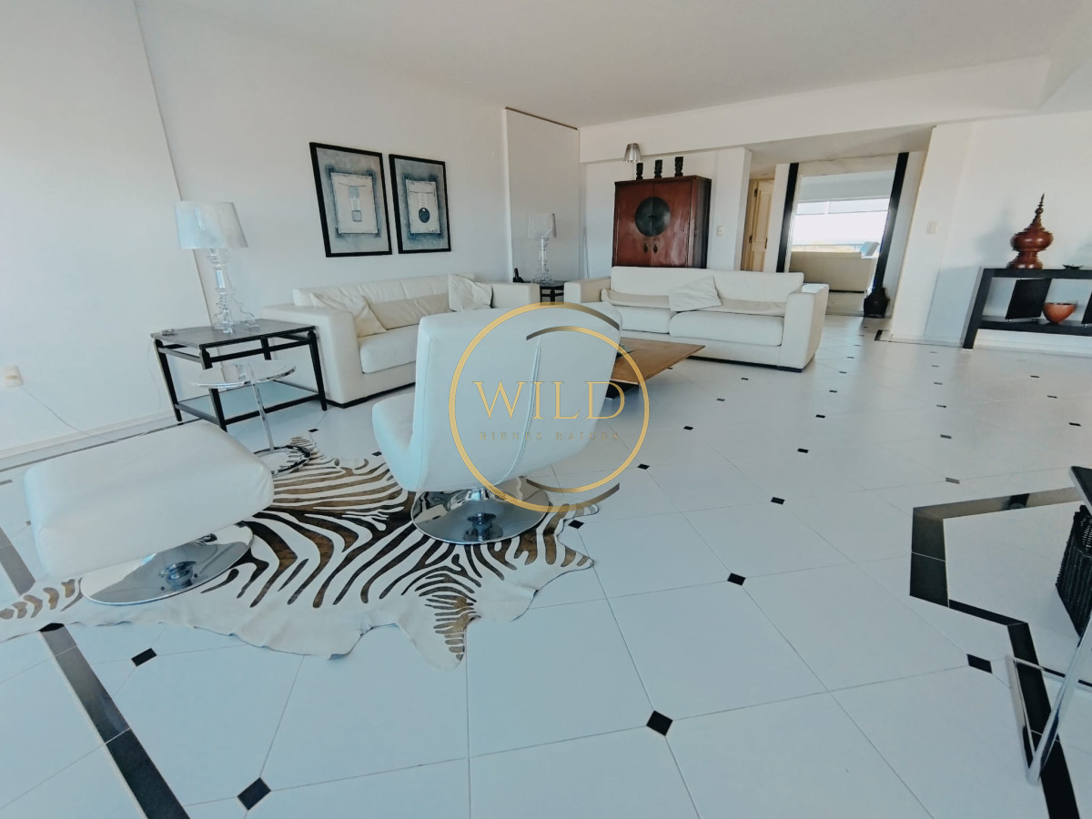 Apartamento ID.2293 - ALQUILER DE TEMPORADA DE HERMOSO APARTAMENTO 4 DORMITORIOS PRIMERA LINEA BRAVA