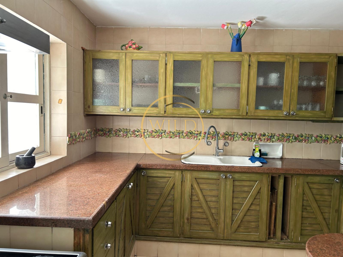 Casa ID.2042 - Hermosa Casa en Playa Mansa consulte!!!!
