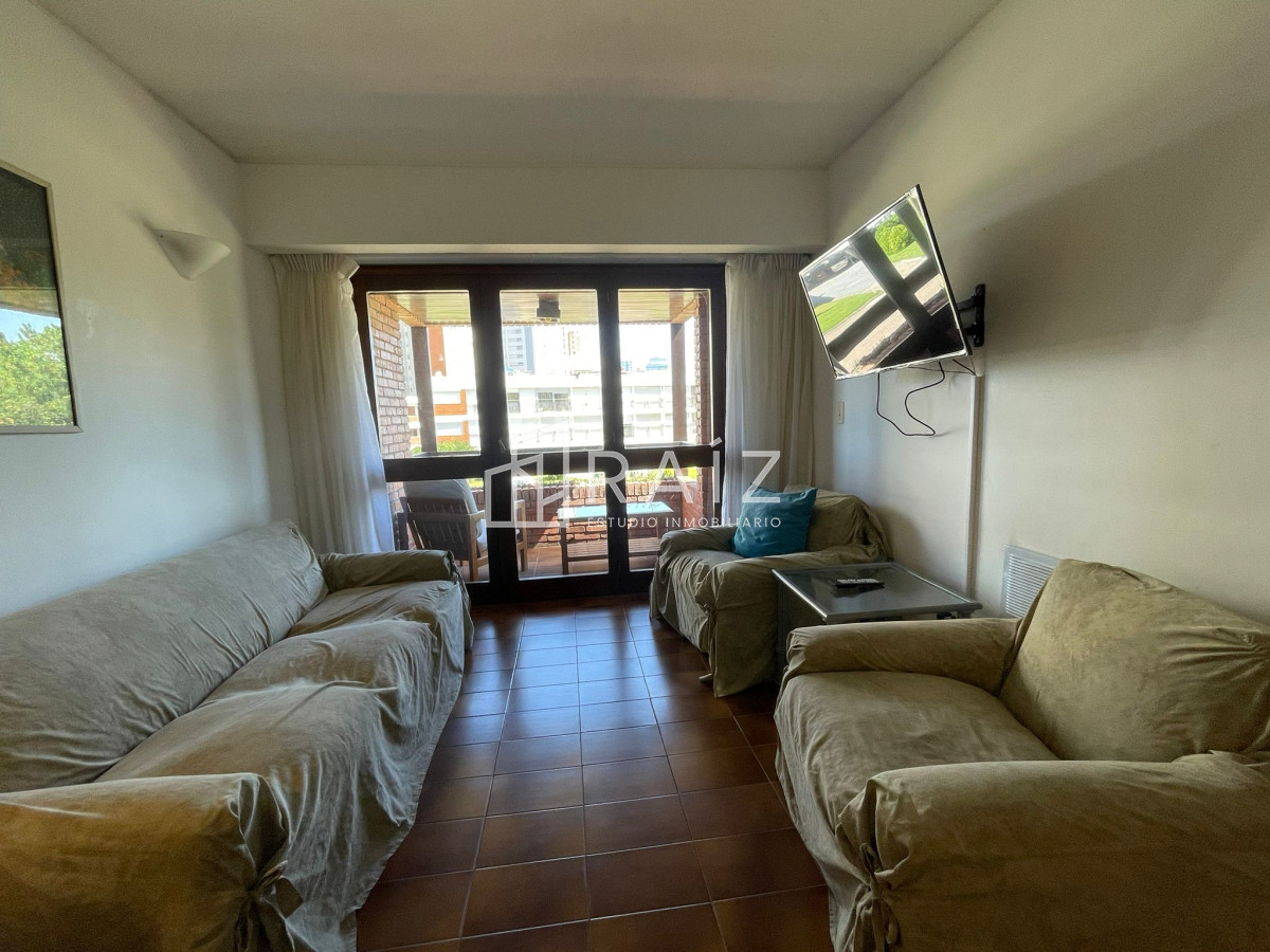 Apartamento ID.9019 - Apartamento en Punta del Este en alquiler anual 