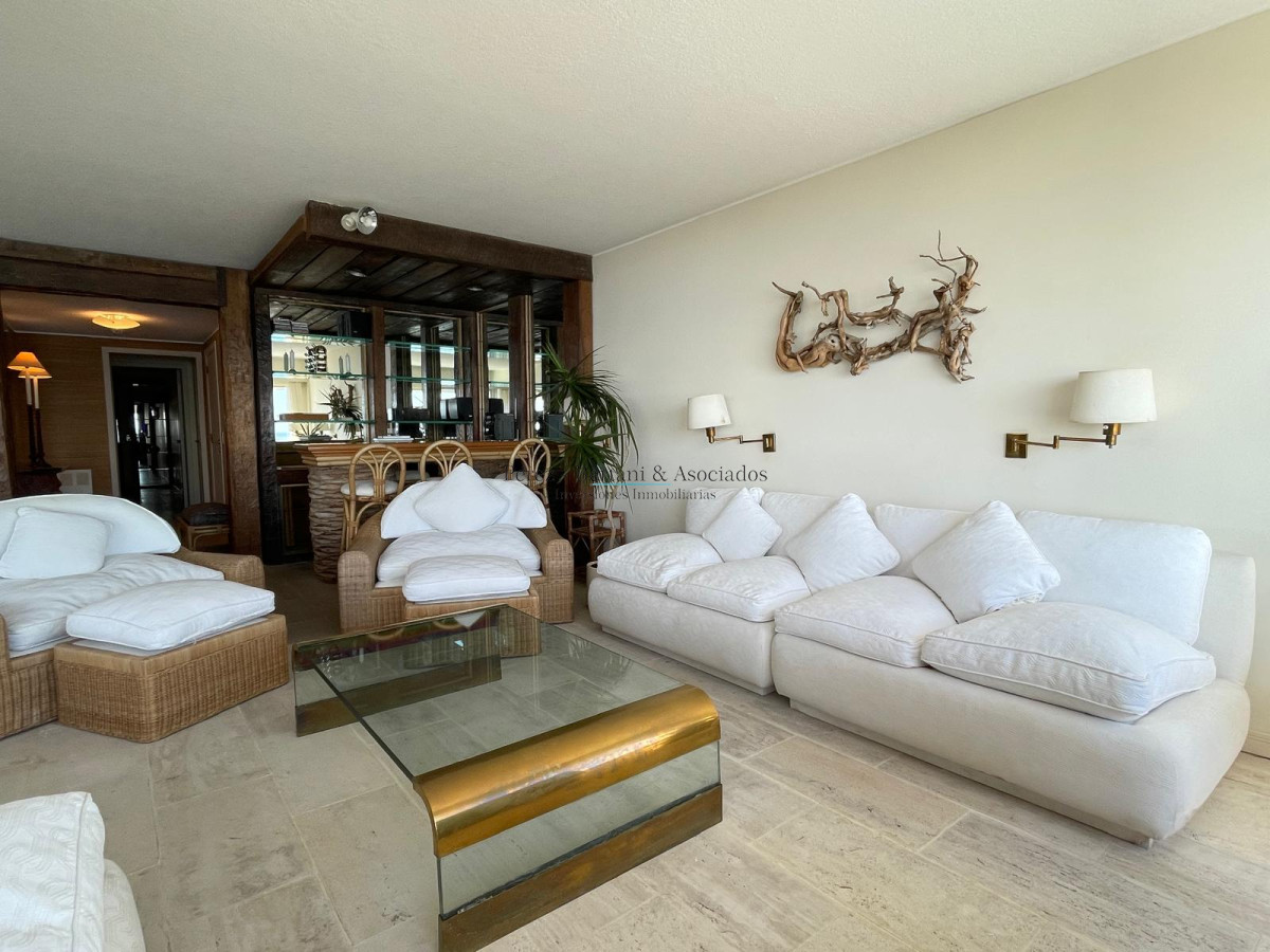 Apartamento ID.840 - apartamento en primera linea de playa mansa 