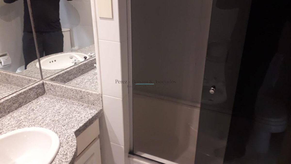 Apartamento ID.943 - Venta y alquiler Apartamento 4 dm Zona Playa Brava