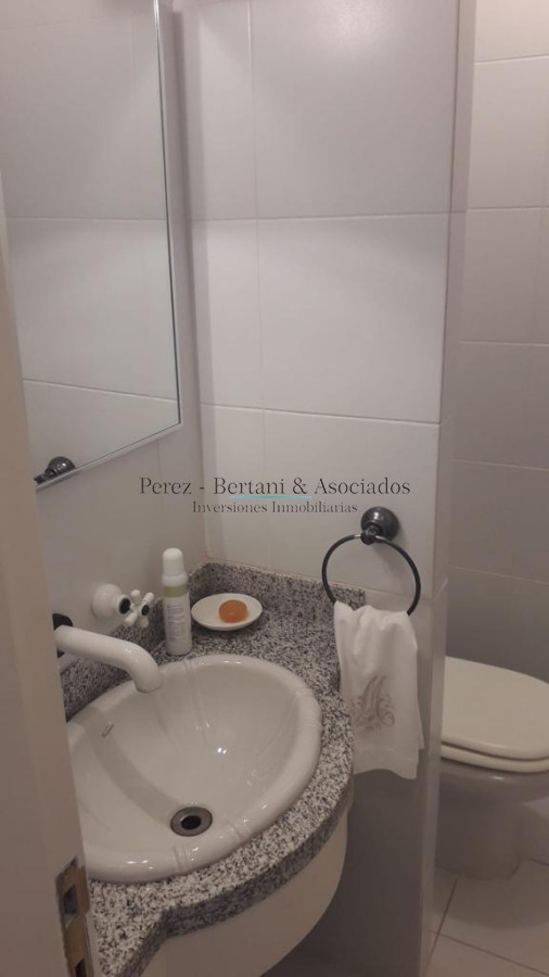 Apartamento ID.943 - Venta y alquiler Apartamento 4 dm Zona Playa Brava