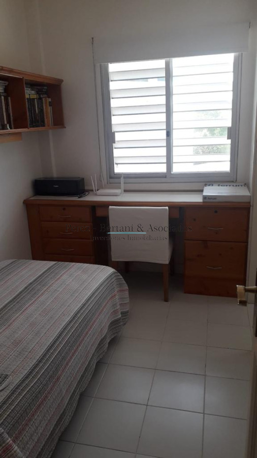 Apartamento ID.943 - Venta y alquiler Apartamento 4 dm Zona Playa Brava
