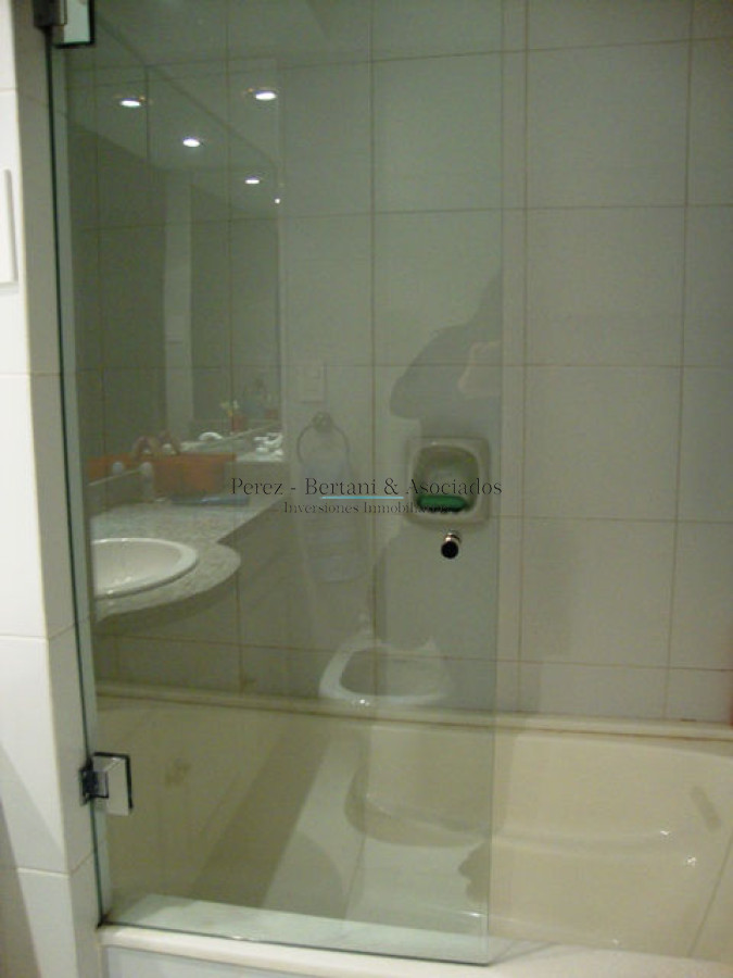 Apartamento ID.942 - Venta y Alquiler Apartamento 4dm  Playa Brava