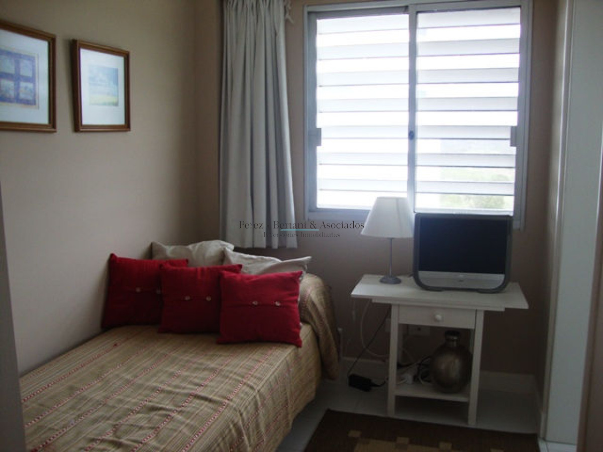 Apartamento ID.942 - Venta y Alquiler Apartamento 4dm  Playa Brava