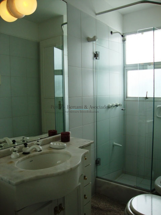 Apartamento ID.942 - Venta y Alquiler Apartamento 4dm  Playa Brava