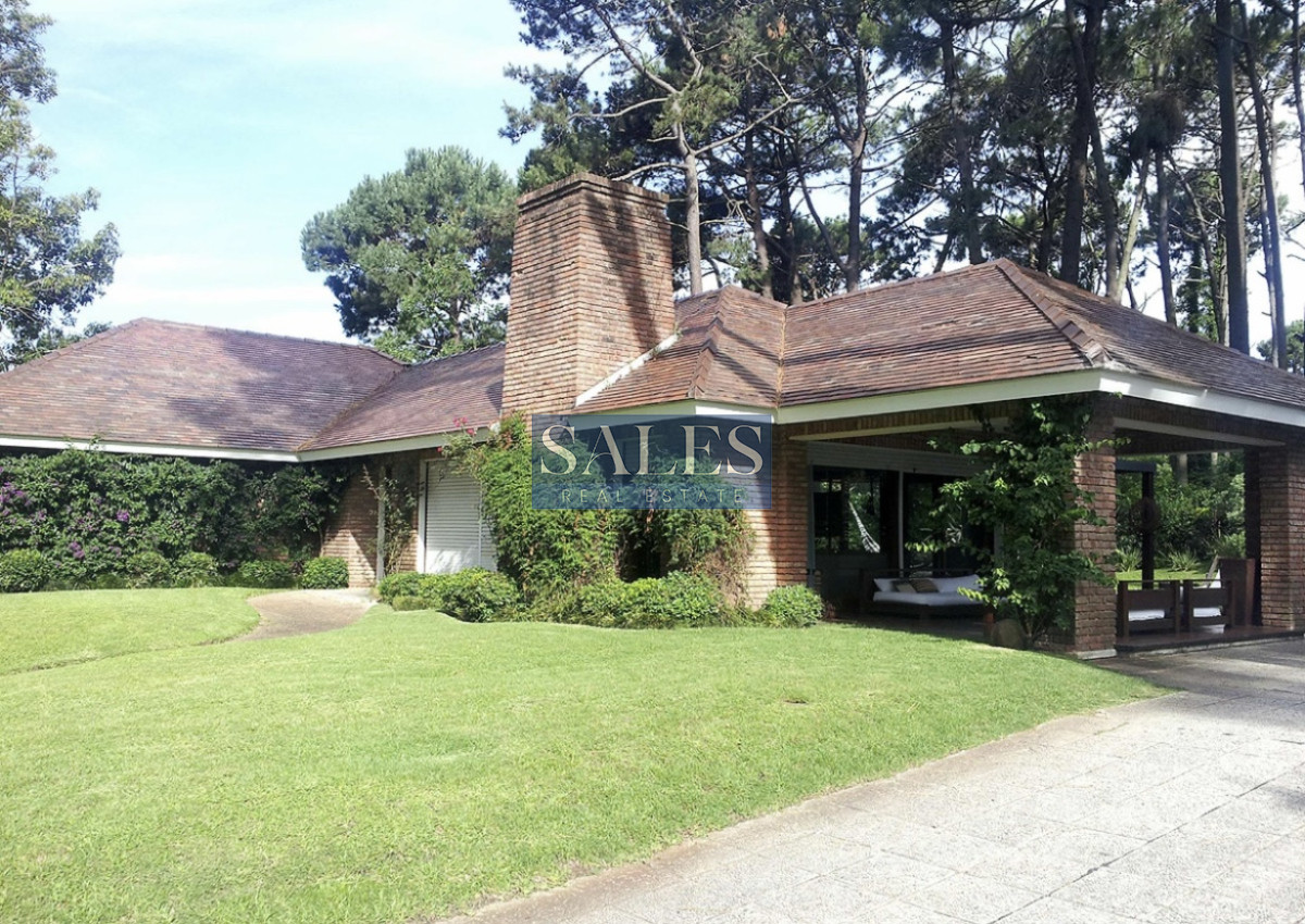 Casa ID.1164 - Casa en alquiler anual 