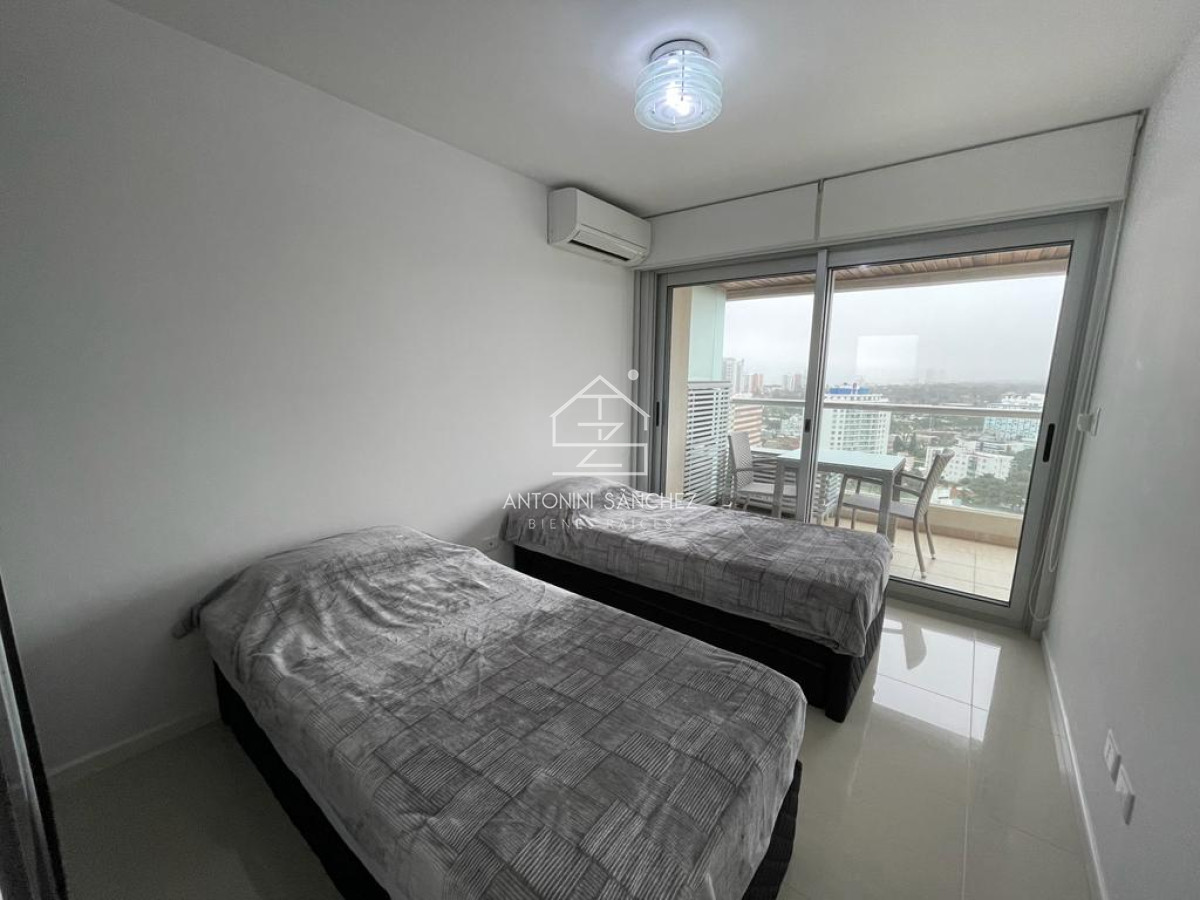Apartamento ID.1614 - Venta Aparamento 2 dormitorios Punta Del Este
