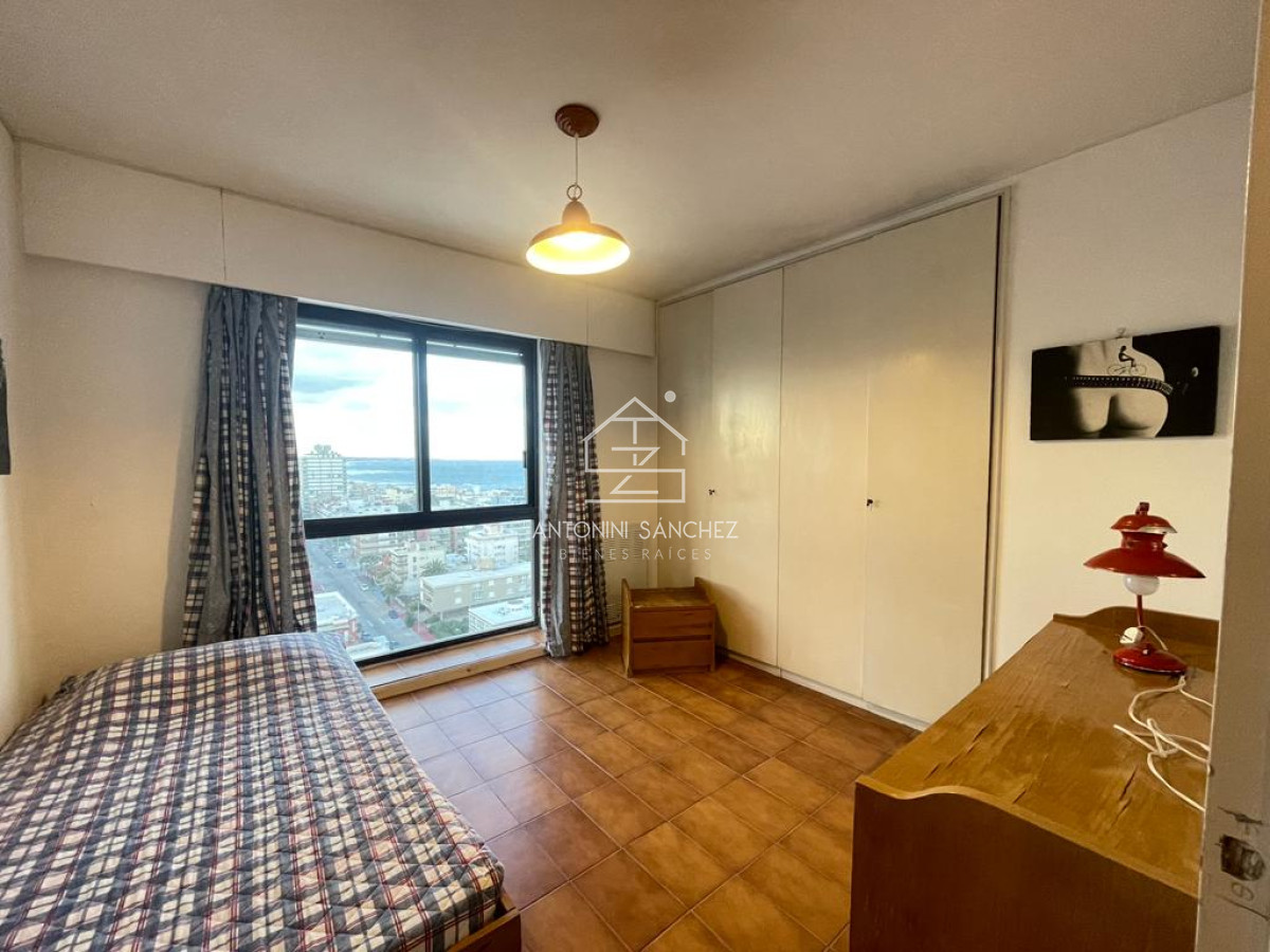Apartamento ID.1274 - Apartamento en torre de categoría 