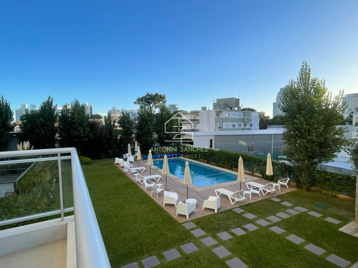 Apartamento ID.1804 - Apartamento en alquiler anual en Punta del Este 