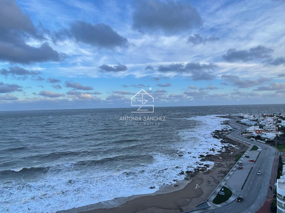 Apartamento ID.1274 - Apartamento en torre de categoría 