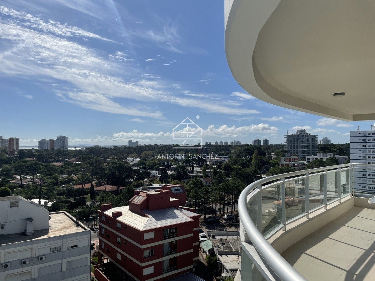 Apartamento ID.1839 - Alquiler anual apro 3 dormitorios