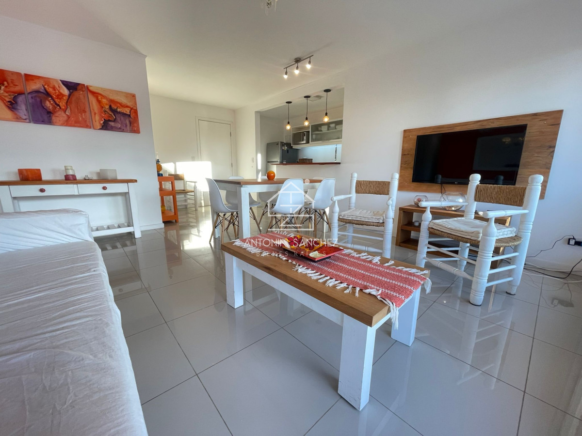 Apartamento ID.1804 - Apartamento en alquiler anual en Punta del Este 