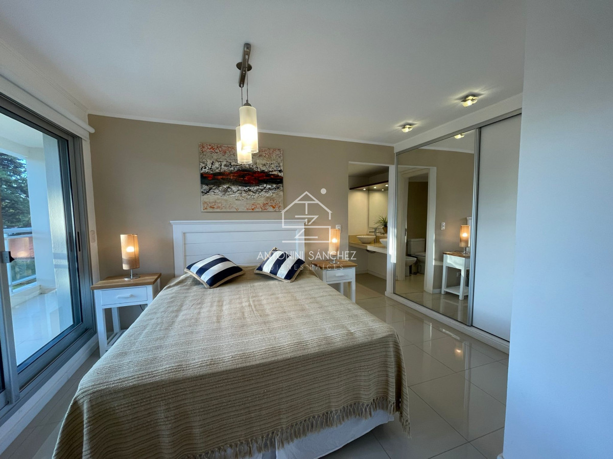 Apartamento ID.1804 - Apartamento en alquiler anual en Punta del Este 