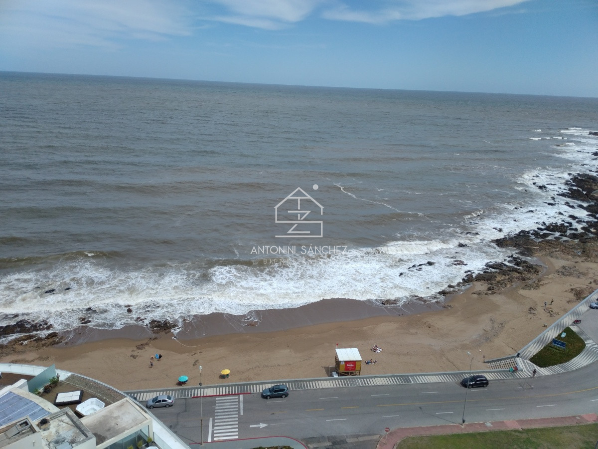 Apartamento ID.1273 - apartamento en zona de Peninsula  con hermosa vista a playa brava 