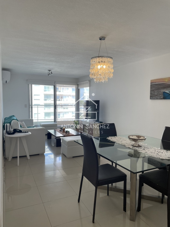 Apartamento ID.1839 - Alquiler anual apro 3 dormitorios