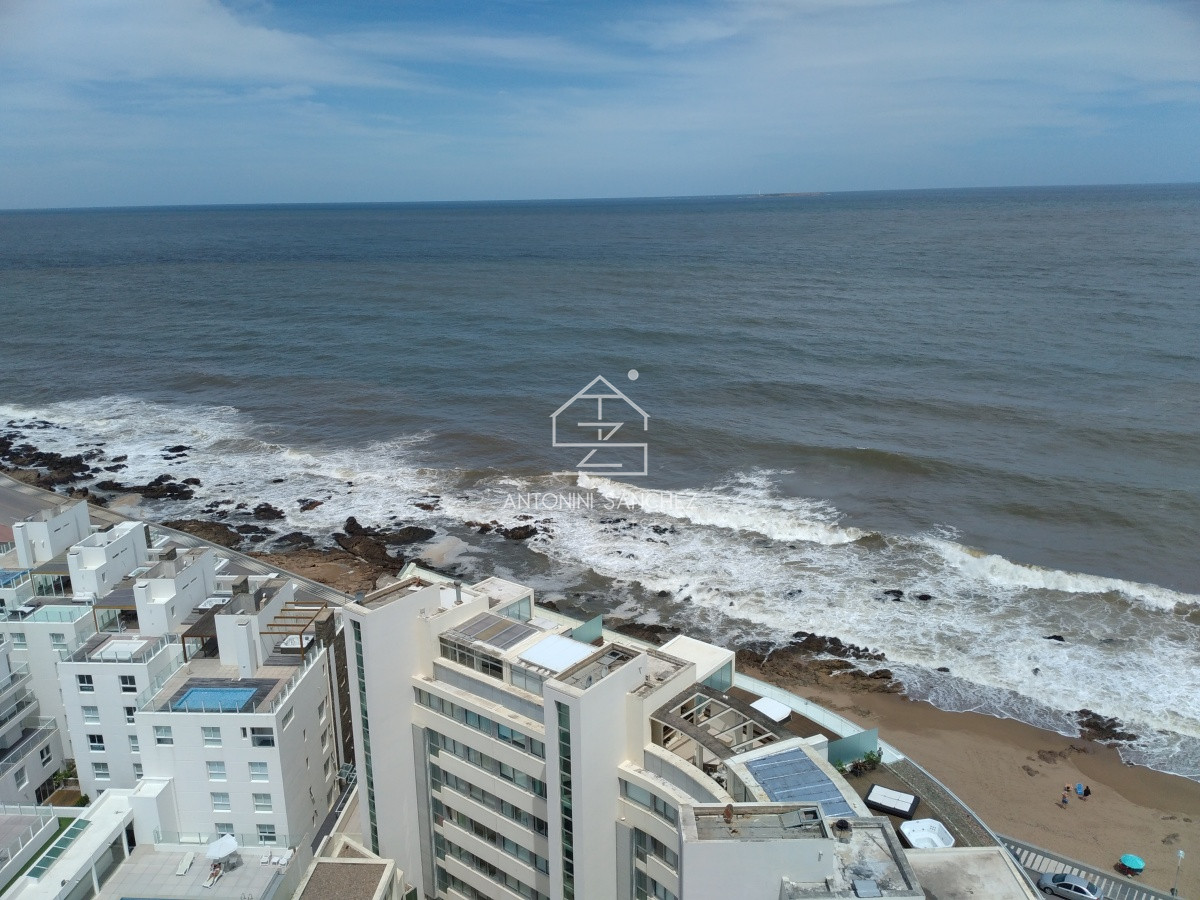 Apartamento ID.1273 - apartamento en zona de Peninsula  con hermosa vista a playa brava 
