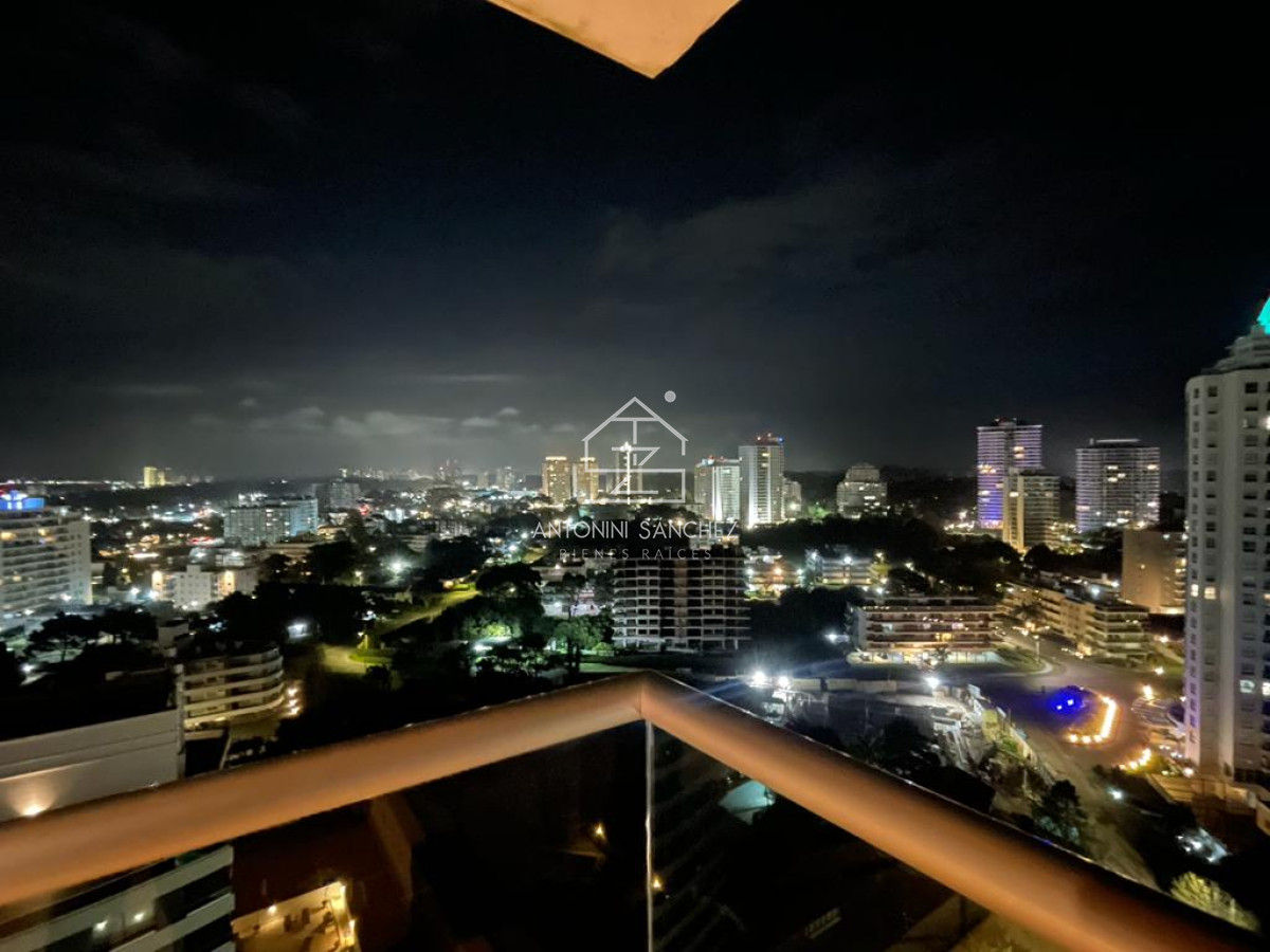 Apartamento ID.1614 - Venta Aparamento 2 dormitorios Punta Del Este