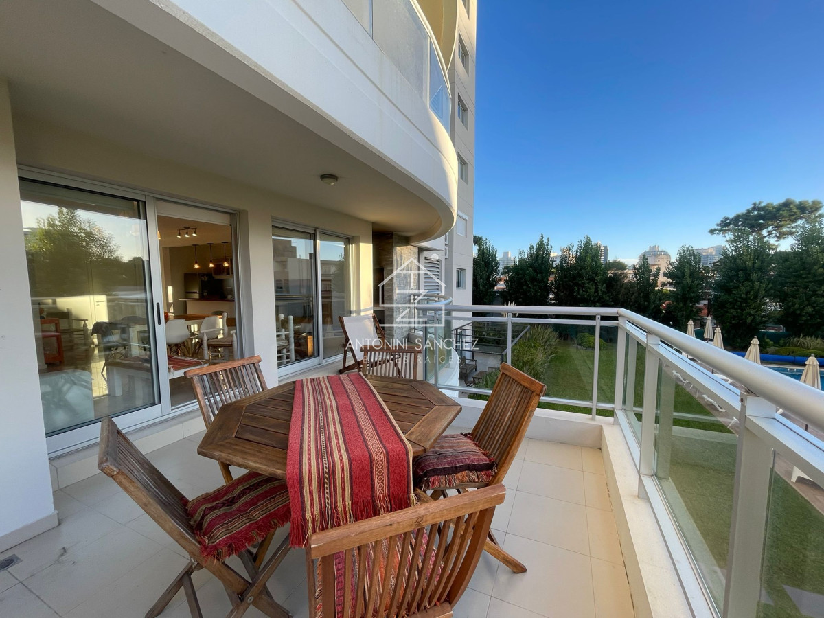 Apartamento ID.1804 - Apartamento en alquiler anual en Punta del Este 
