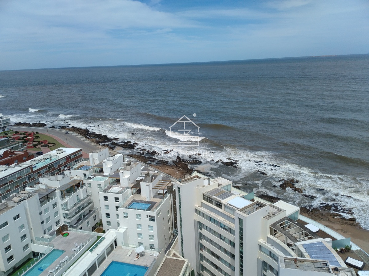 Apartamento ID.1273 - apartamento en zona de Peninsula  con hermosa vista a playa brava 