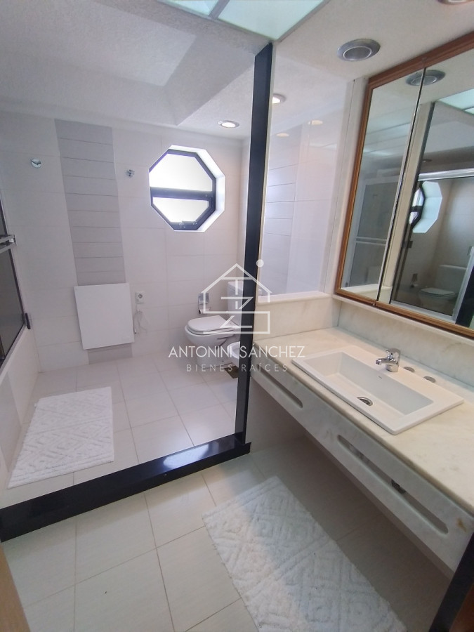 Apartamento ID.1273 - apartamento en zona de Peninsula  con hermosa vista a playa brava 