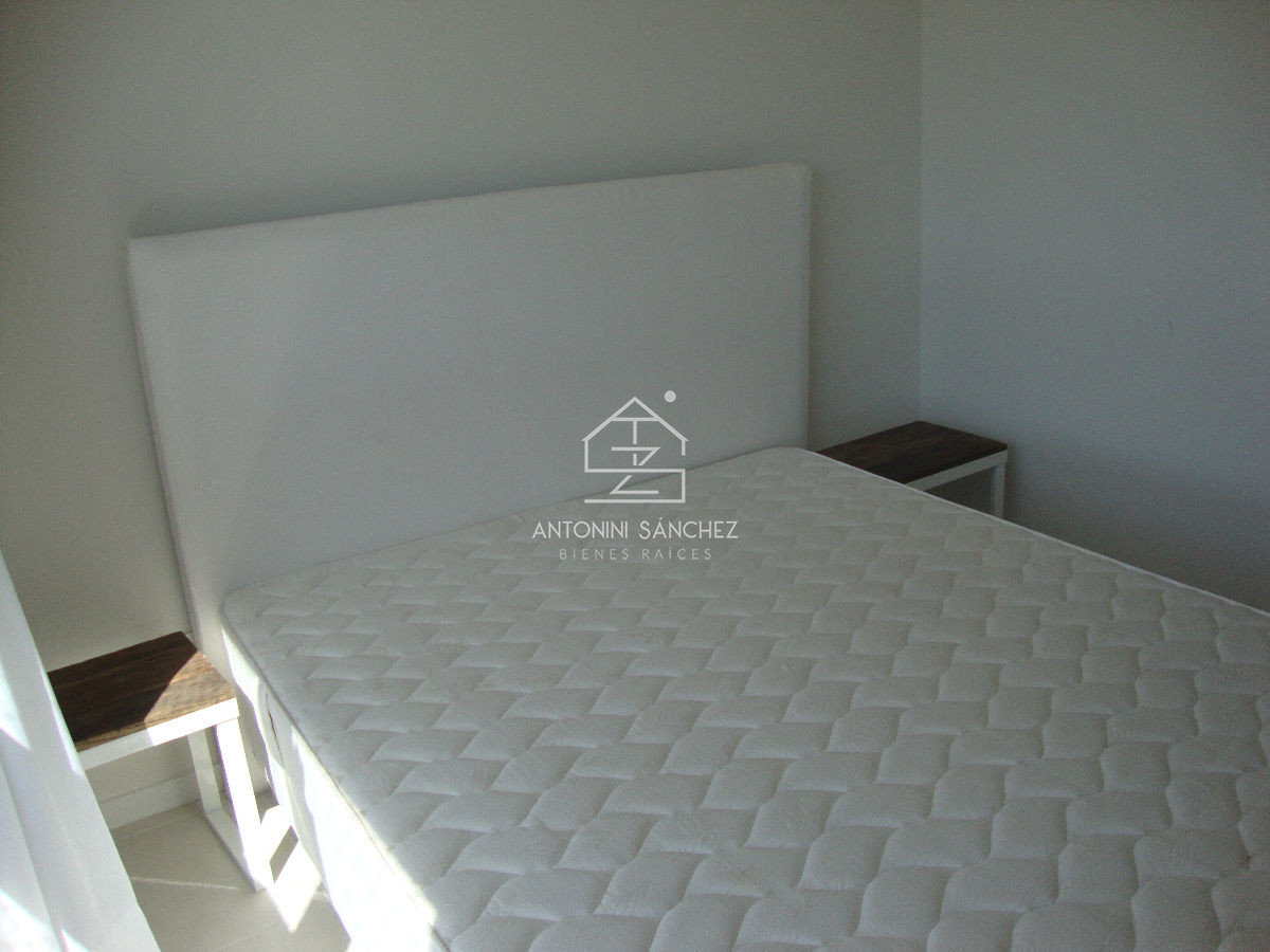 Apartamento ID.938 - APARTAMENTO EN TORRE CON TODOS LOS SERVICIOS. A METROS DE PLAYA BRAVA.