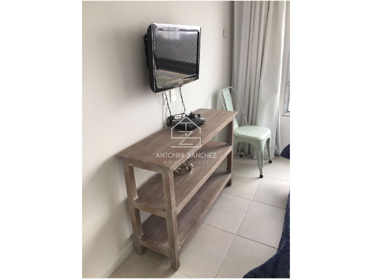 Apartamento ID.938 - APARTAMENTO EN TORRE CON TODOS LOS SERVICIOS. A METROS DE PLAYA BRAVA.