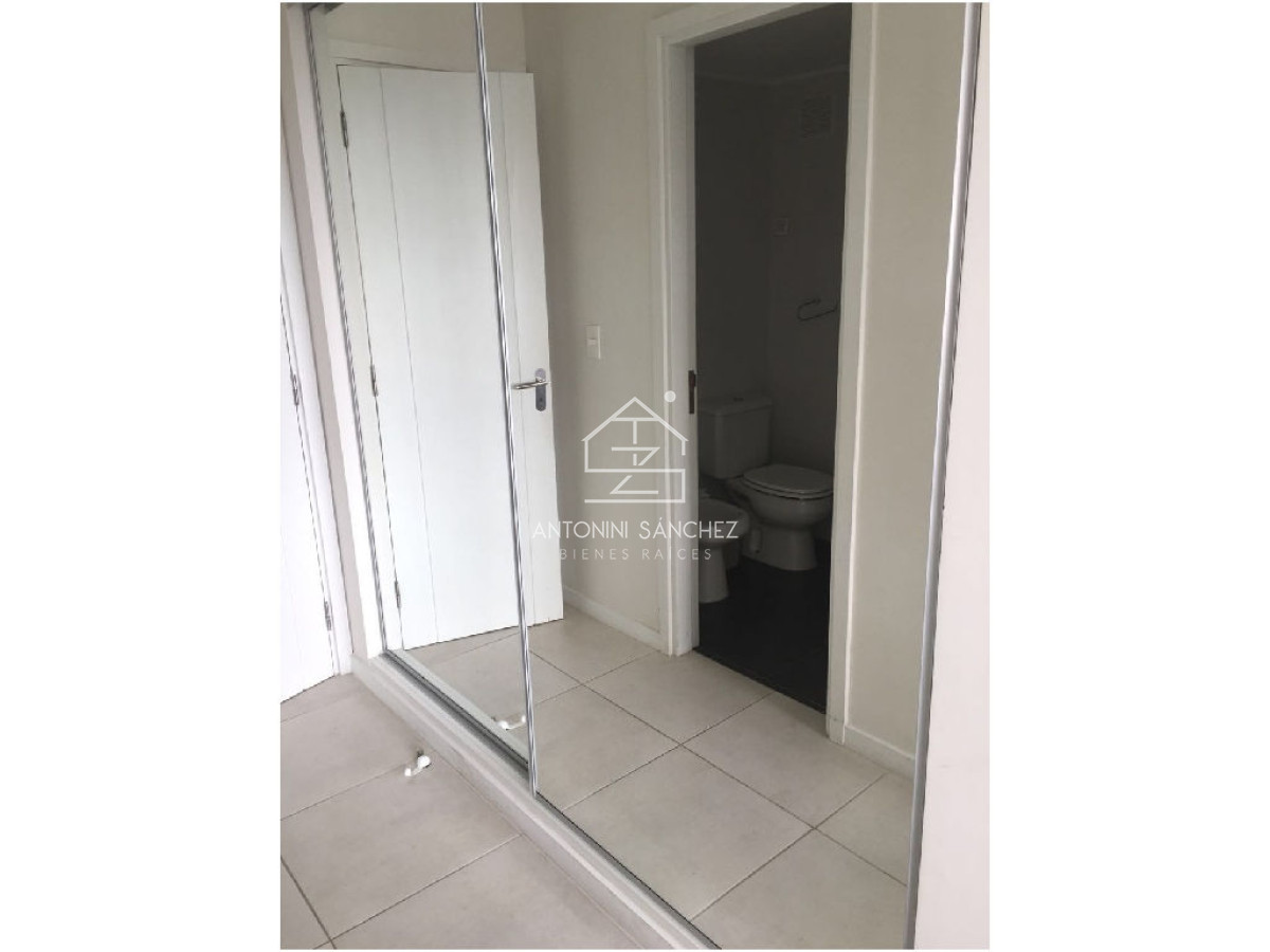 Apartamento ID.938 - APARTAMENTO EN TORRE CON TODOS LOS SERVICIOS. A METROS DE PLAYA BRAVA.