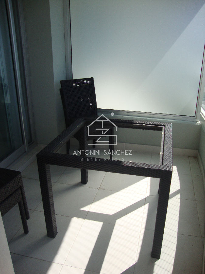 Apartamento ID.938 - APARTAMENTO EN TORRE CON TODOS LOS SERVICIOS. A METROS DE PLAYA BRAVA.