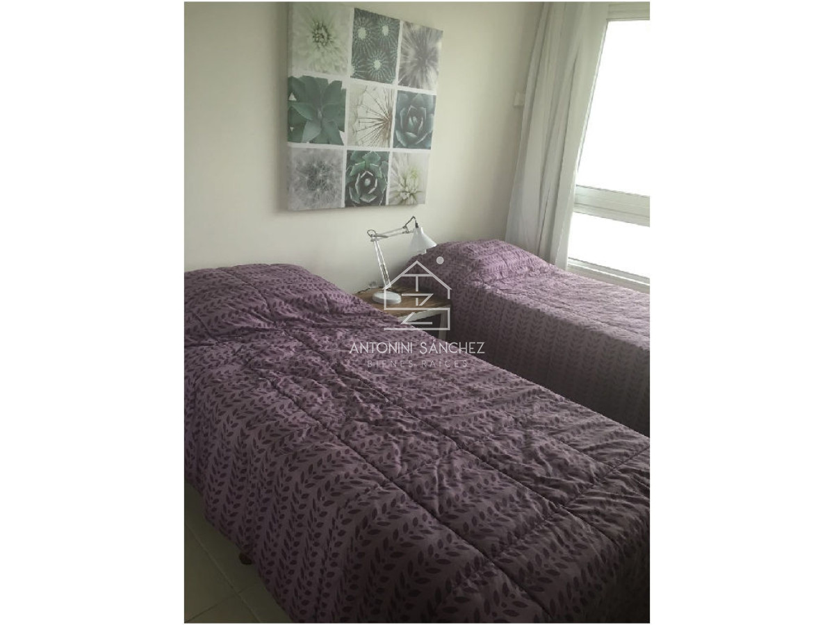 Apartamento ID.938 - APARTAMENTO EN TORRE CON TODOS LOS SERVICIOS. A METROS DE PLAYA BRAVA.