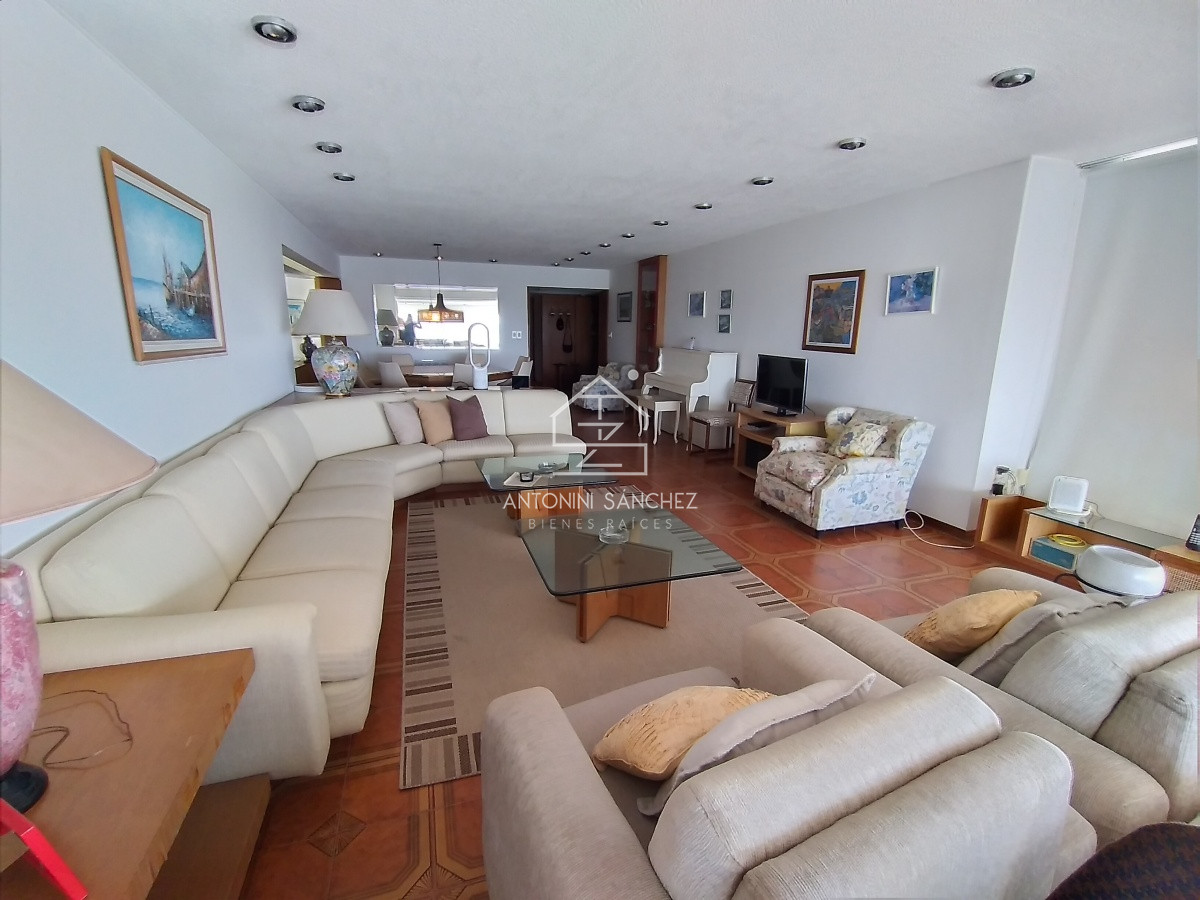 Apartamento ID.1273 - apartamento en zona de Peninsula  con hermosa vista a playa brava 