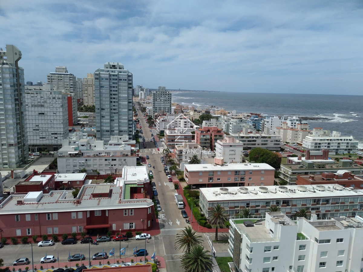 Apartamento ID.1273 - apartamento en zona de Peninsula  con hermosa vista a playa brava 