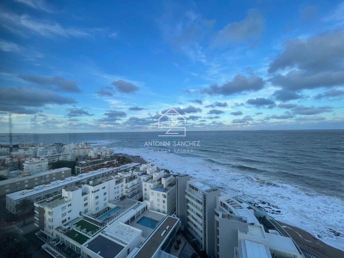 Apartamento ID.1274 - Apartamento en torre de categoría 